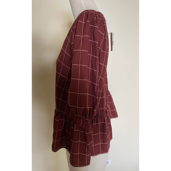 Women’s LC Lauren Conrad Cropped Ruffled Button Top - Picture 5 of 6